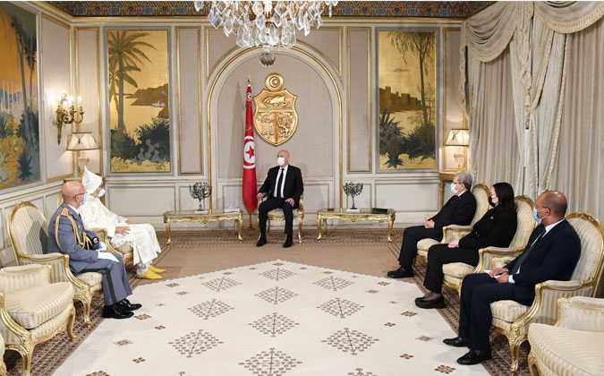 قيس سعيد يشرف  على موكب تسلّم أوراق اعتماد سفراء جدد بتونس